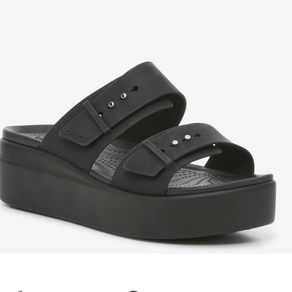 Crocs Brooklyn Low Wedge Sandal
